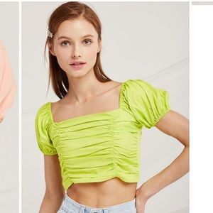 Puff sleeve crop top